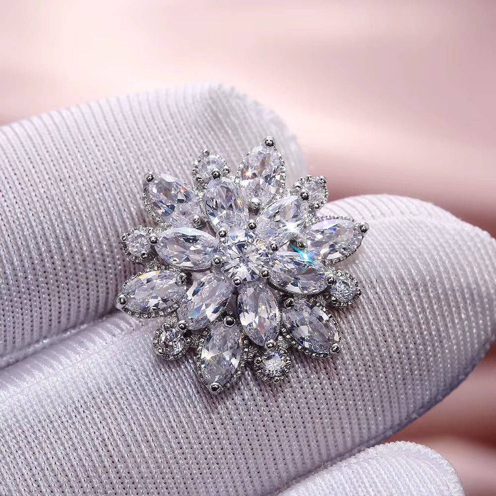 Wholesale Fancy Small Earrings Stud Woman Ladies Designs for Party Girls Luxury Sunflower Double Zircon Women'S Earrings