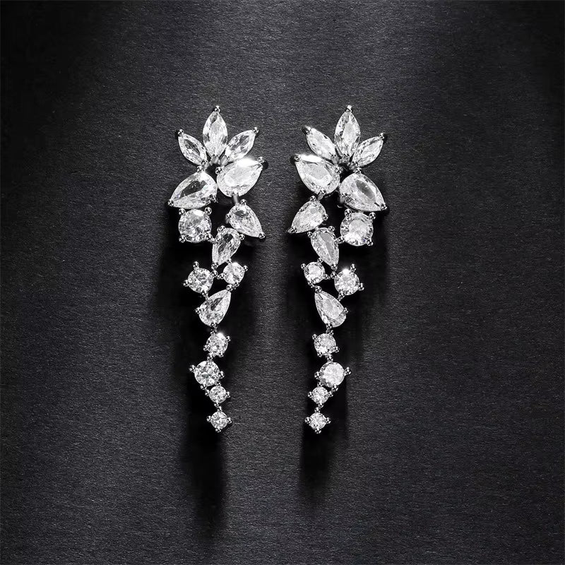 Designer Emerald Water Drop Zircon Flower Fashion Long Earrings Women Fine Jewelry Earrings