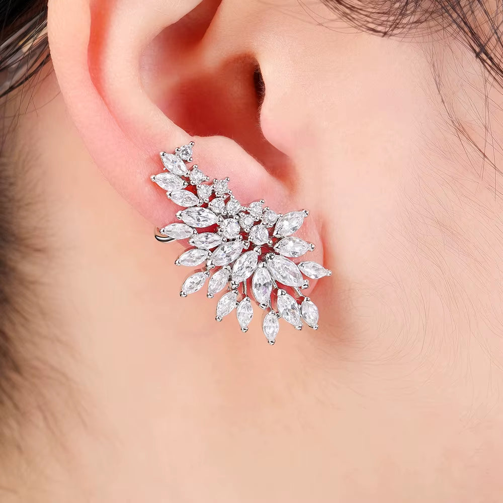 Studded with Angel Wings Zircon Women'S Earrings Korea Korean Version of Personality Design Sense of All the Earrings Sold