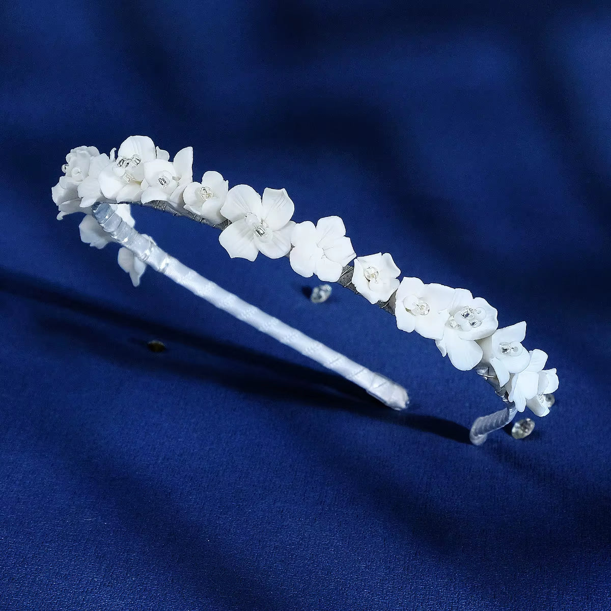 Drop Shipping White Ceramic Flower Headband Tiaras Crown for Bridal Queens Corona Hairband for Girls