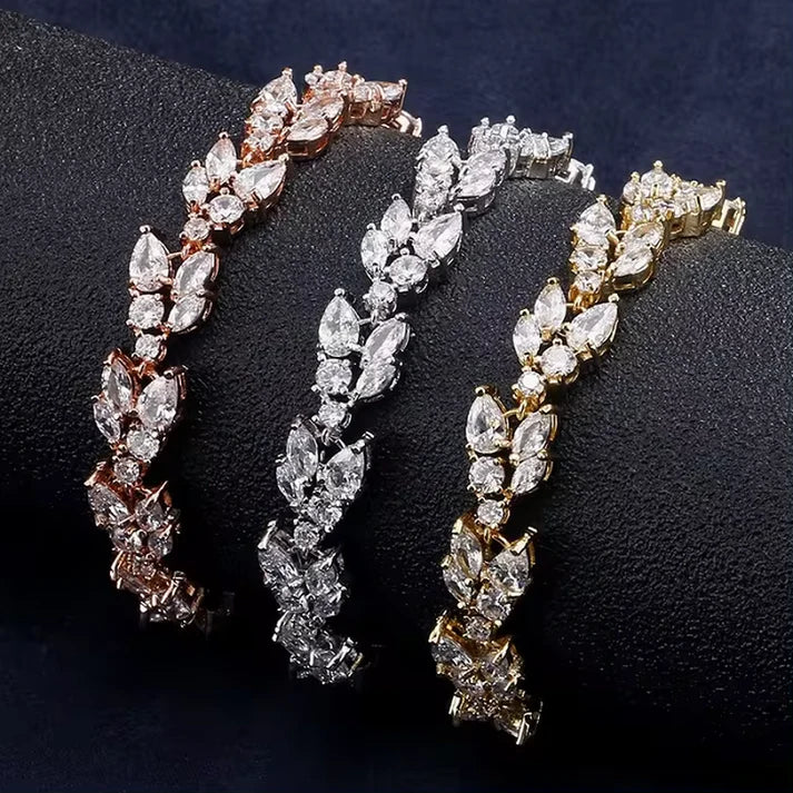 Zircon Charm Buckle Bracelet - Luxury Chain Design for Special Occasions