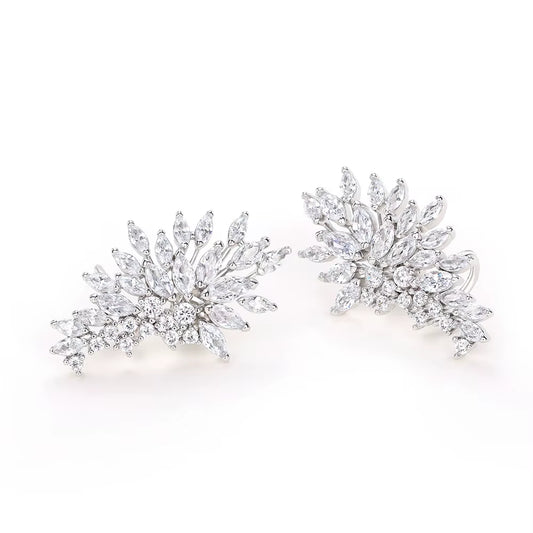 Studded with Angel Wings Zircon Women'S Earrings Korea Korean Version of Personality Design Sense of All the Earrings Sold