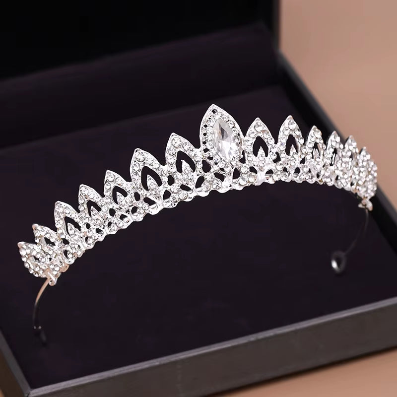 Alloy Diamond Wedding Bridal Pageant Rhinestone Crystal Tiaras Crown Molding Headpieces for Queens and Bride