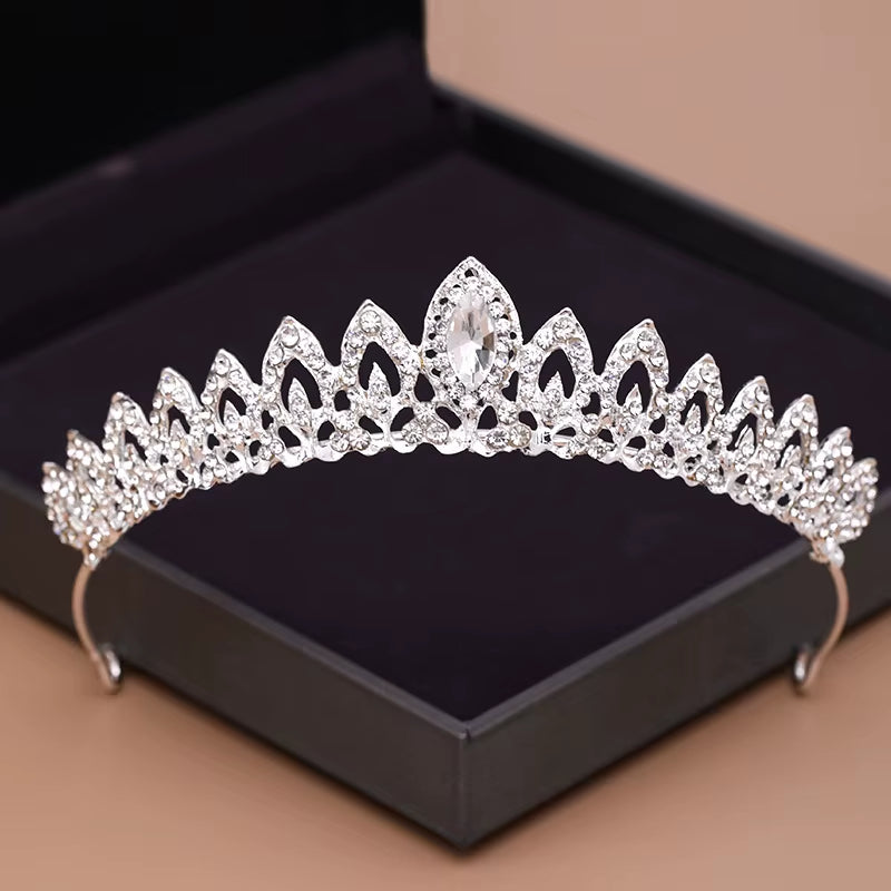 Alloy Diamond Wedding Bridal Pageant Rhinestone Crystal Tiaras Crown Molding Headpieces for Queens and Bride