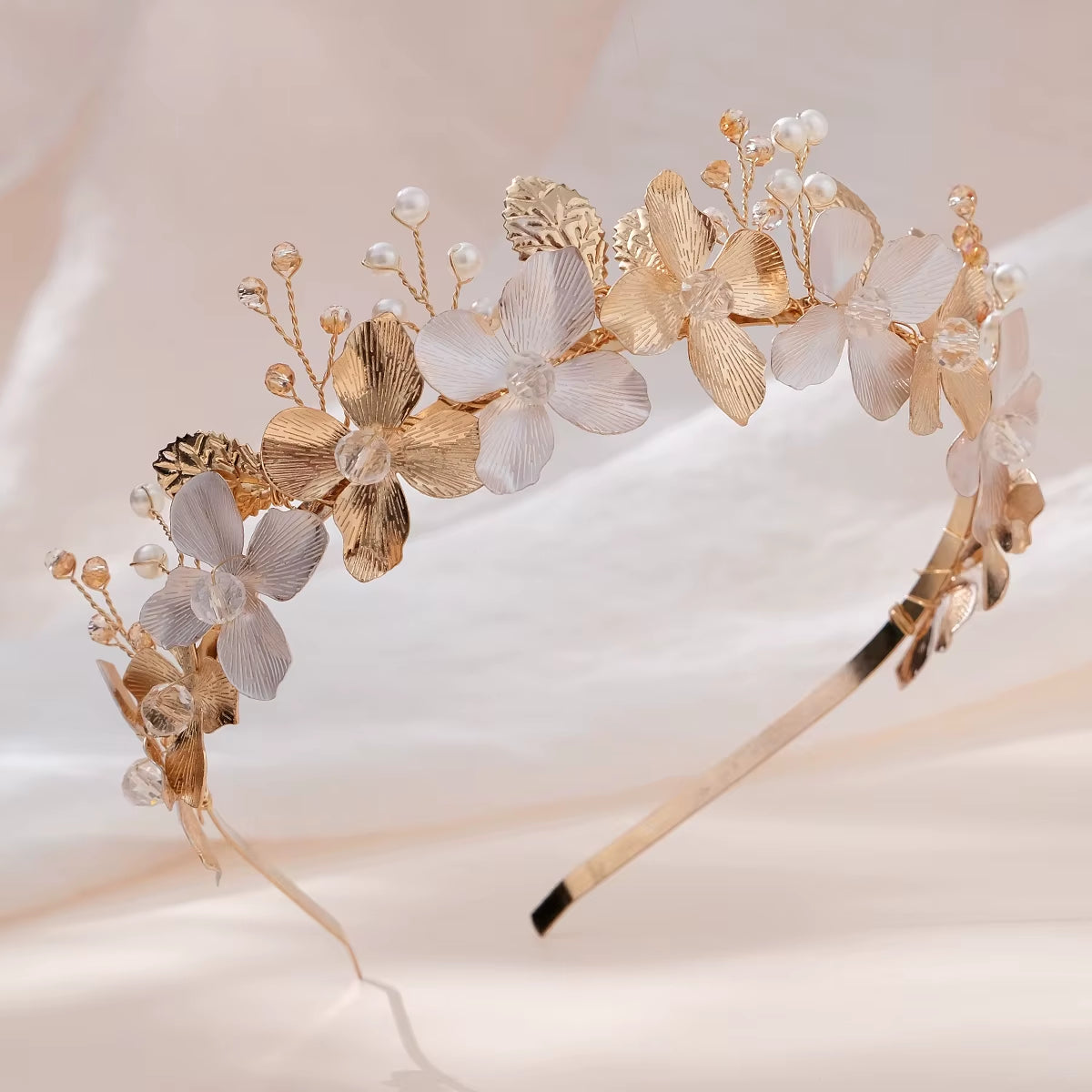 Metal Flower Luxury Gold Hairband Floral Bridal Pearl Tiara Hair Jewelry Crown Wedding