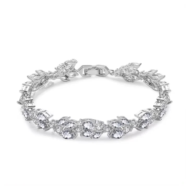 Zircon Charm Buckle Bracelet - Luxury Chain Design for Special Occasions